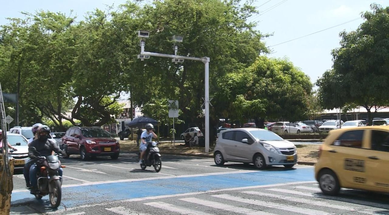 Alcaldía de Cali inició la instalación de las nuevas cámaras