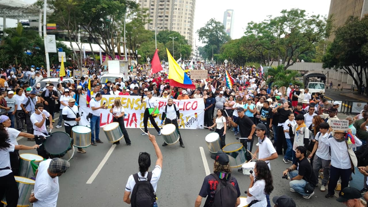 Los manifestantes dieron inicio a la jornada de movilizaciones.