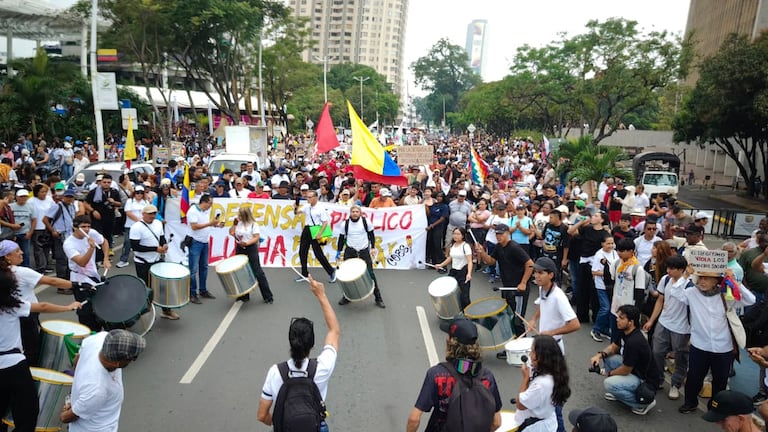 Los manifestantes dieron inicio a la jornada de movilizaciones.