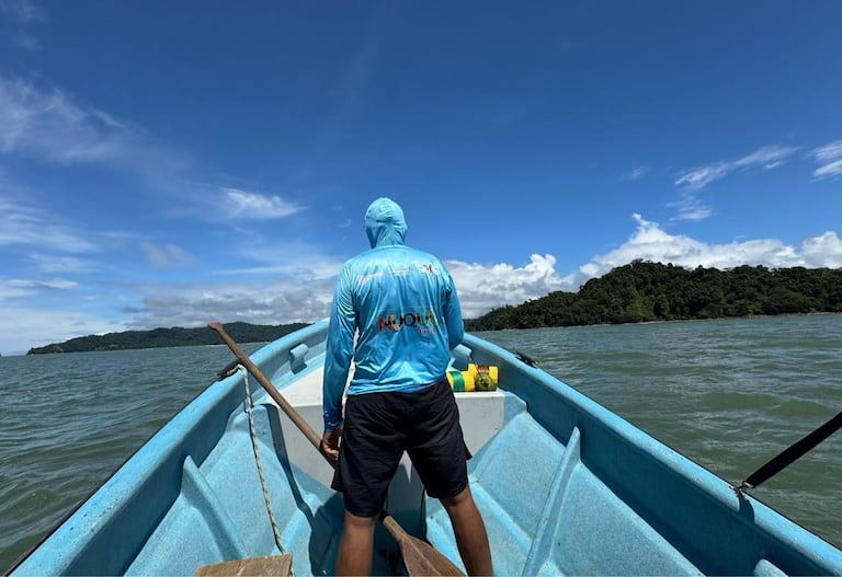 La iniciativa, respaldada por Acumen, BID Lab y Fundación Bancolombia, busca fortalecer un modelo de pesca sostenible que permita a las familias pescadoras acceder a mercados de mayor valor y fortalecer su autonomía económica.