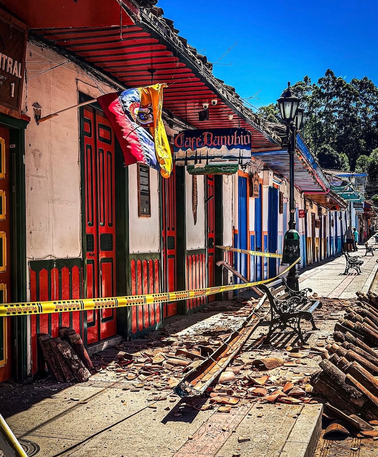 Daños en casas coloniales del municipio de Salento, Quindío.
