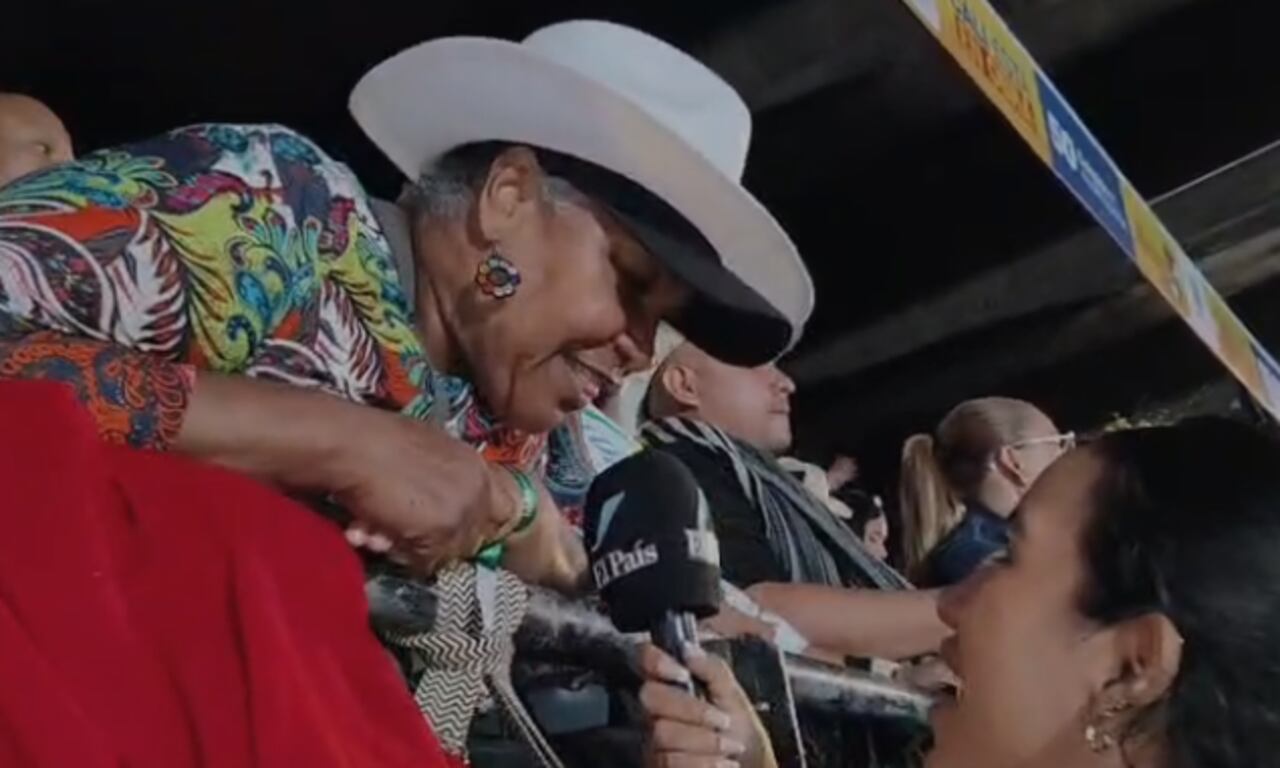 Nayib García destacó la energía colectiva que se vive durante el desfile.