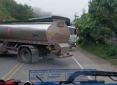 De esta manera, atravesaron los vehículos en la Panamericana para después ejecutar este millonario asalto.