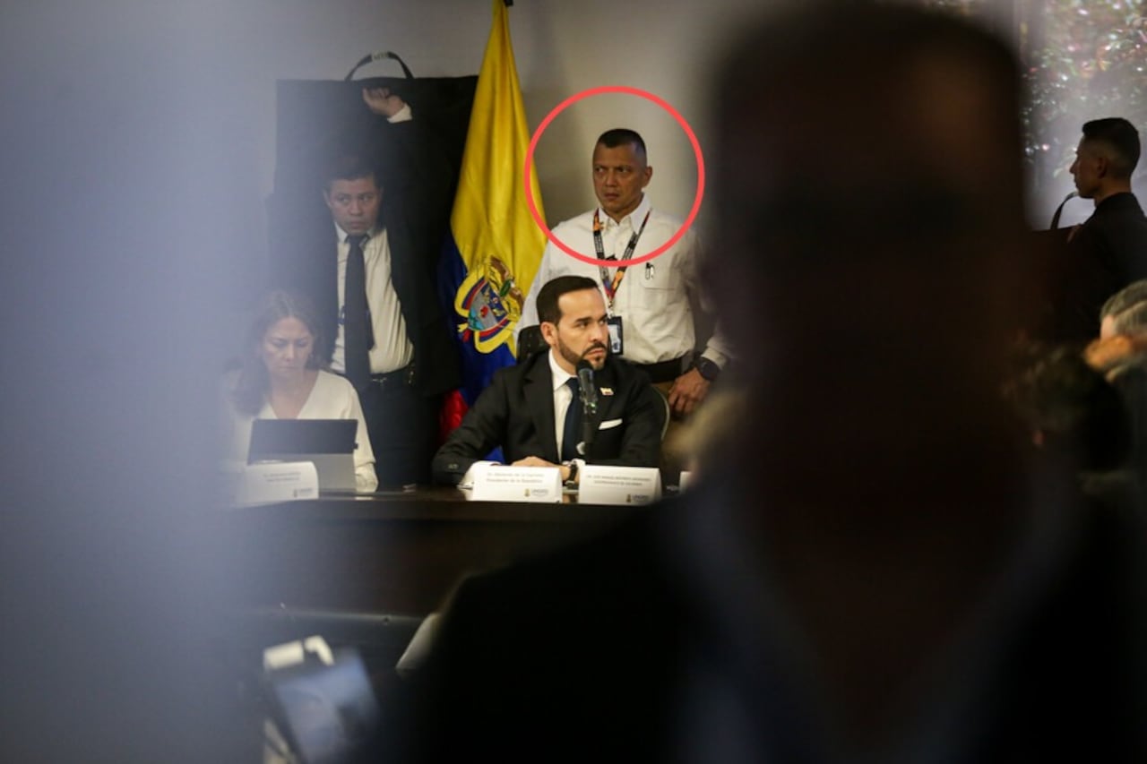 Jorge está acusado de presunto tráfico de influencias y hasta uso de municiones y armamento de manera irregular.