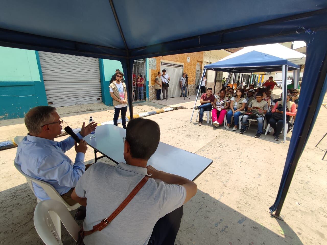 Ministro de Justicia durante el evento de socialización de la política de drogas, en Cali.