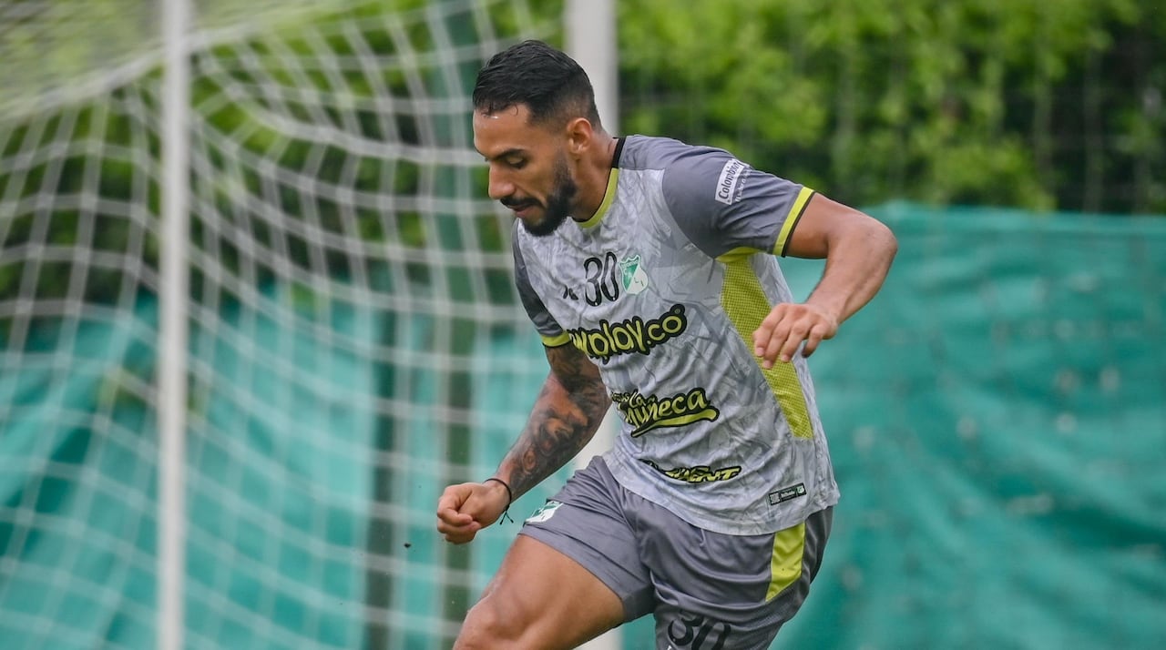 Yeison Gordillo durante un entrenamiento con el Deportivo Cali.