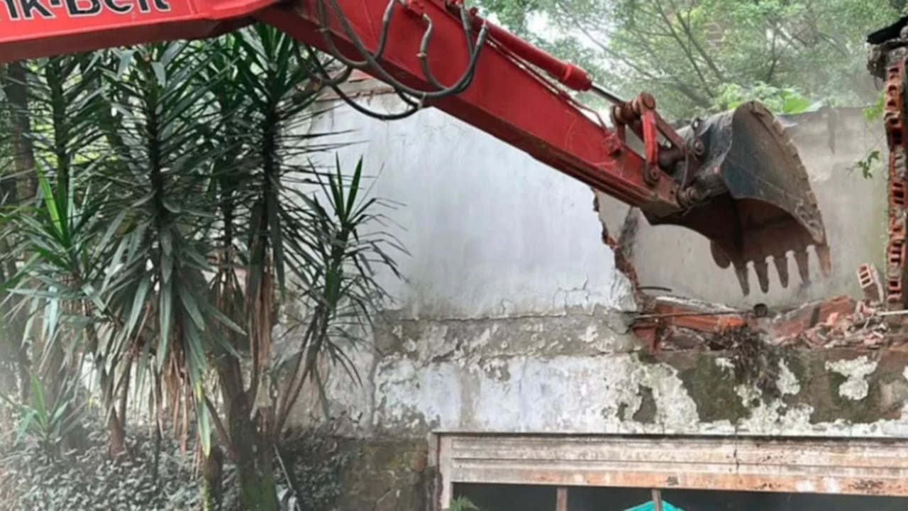 El inmueble permaneció abandonado durante más de siete años y era señalado por denuncias de consumo de drogas, narcoturismo y presuntos rituales satánicos en el barrio El Diamante.