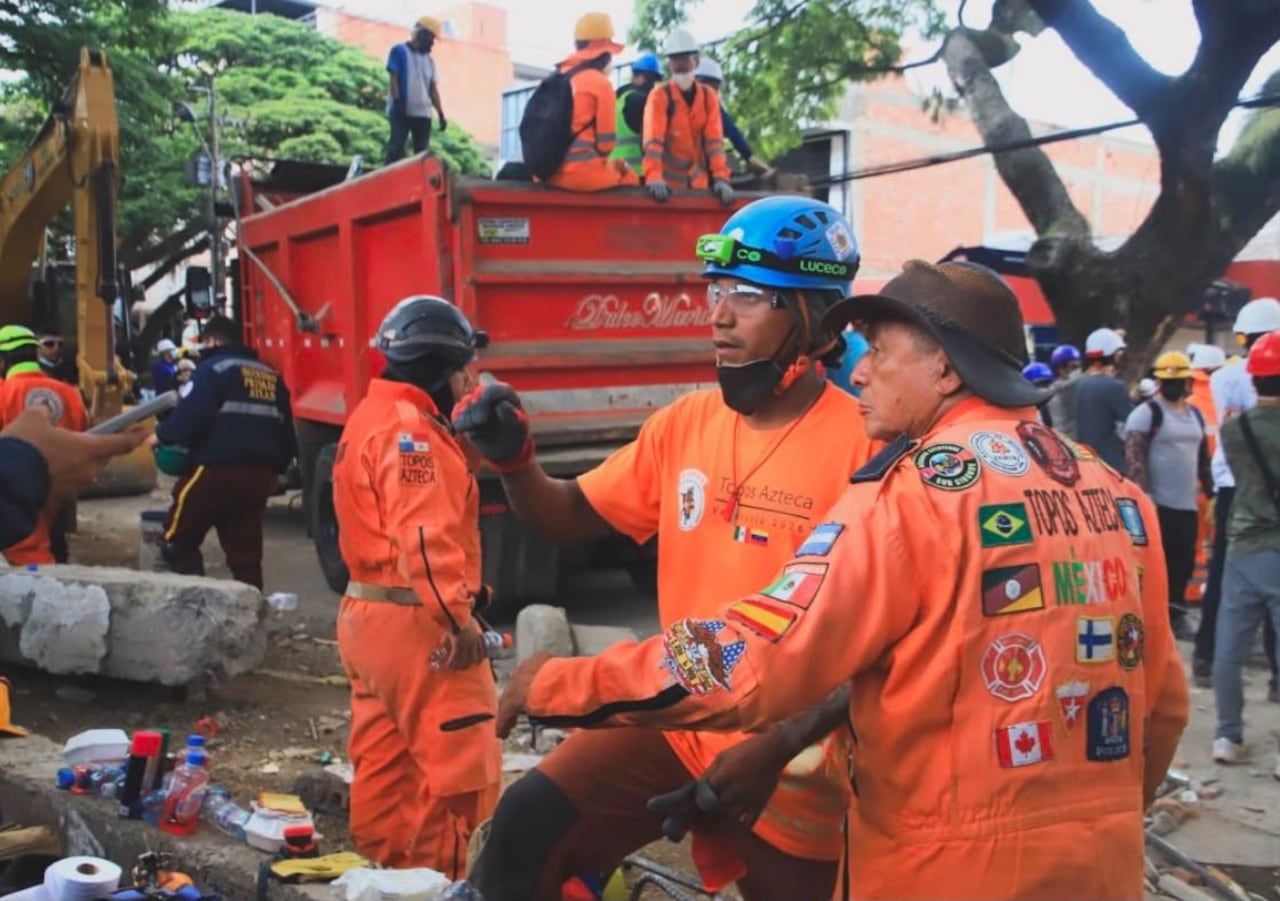 Cali recibe a los Topos de México para apoyar las labores tras el terremoto