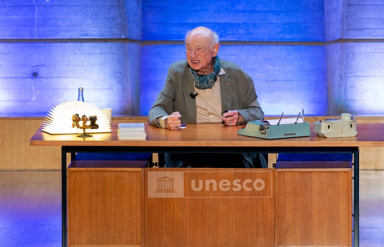 El célebre filósofo y sociólogo francés, cuya obra marcó profundamente la academia.