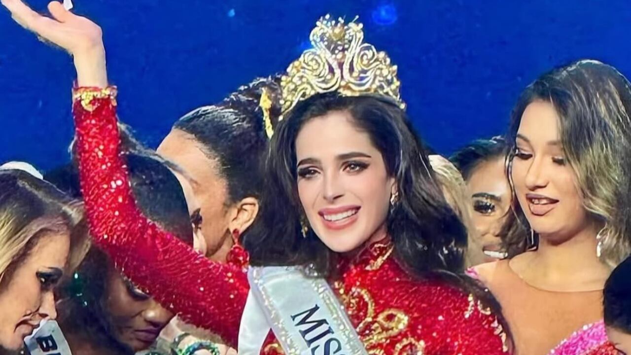 La mexicana vivió desafortunado momento en medio de uno de los eventos de preparación de Miss Universe 2025.