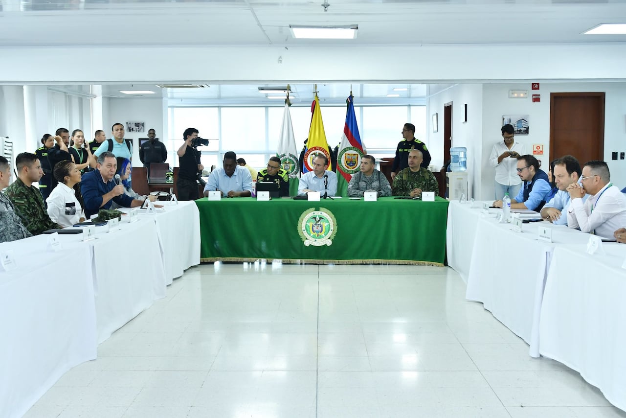 La reunión contó con todas las autoridades. El PMU quedó instalado desde el jueves.