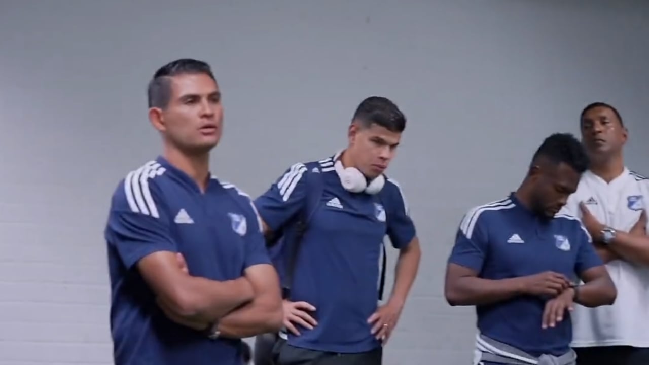 Macalister Silva tomó la palabra frente a todos los compañeros.