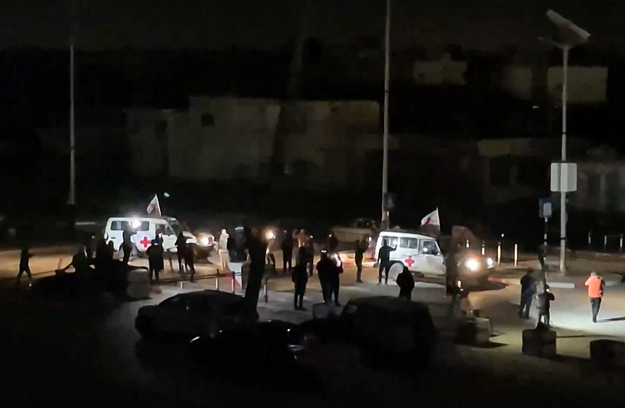 Los rehenes liberaos ya se encuentran en Israel, según confirmó el Ejército de ese país.