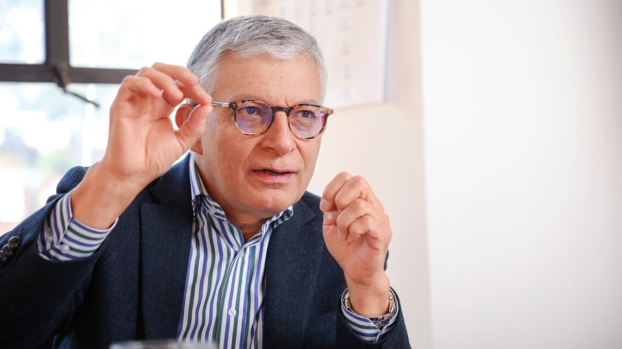 Carlos Emilio Betancourt, director de la Dian, lleva siete meses al frente de la entidad que hoy tiene 17.000 trabajadores, mientras que la evasión tributaria baja poco.
