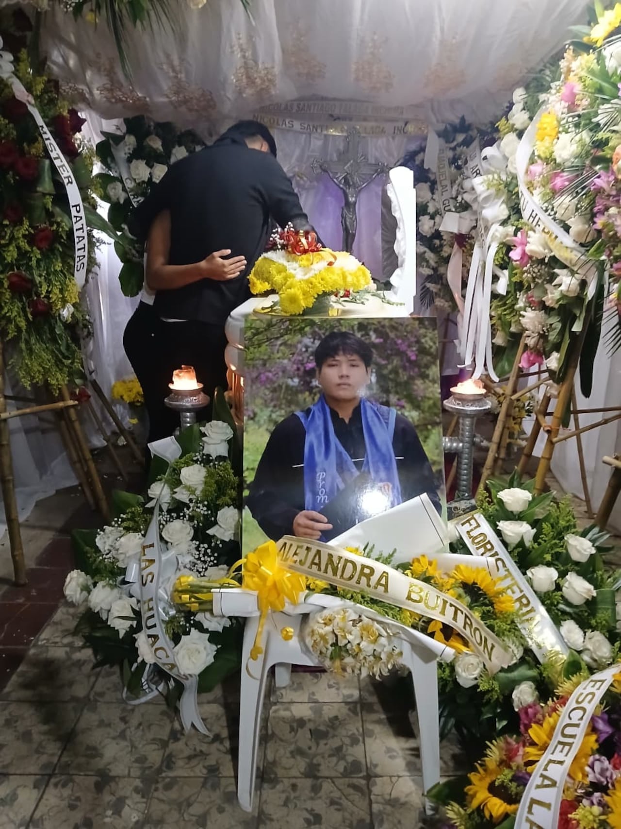 Se cumplió un mes de la muerte violenta de Santiago Tálaga Inchima, joven víctima de delincuentes que le dispararon por robarle su celular y otras pertenencias.