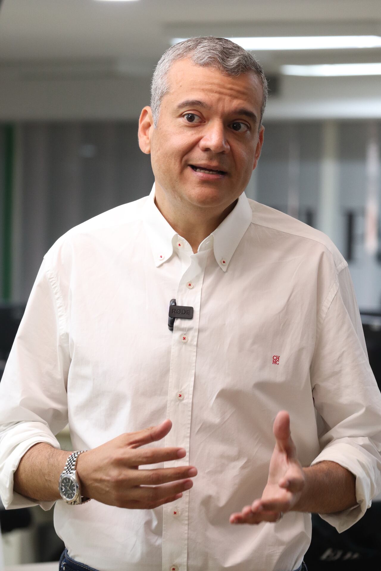 El candidato Álvaro Monedero alertó sobre efectos en vivienda y servicios.