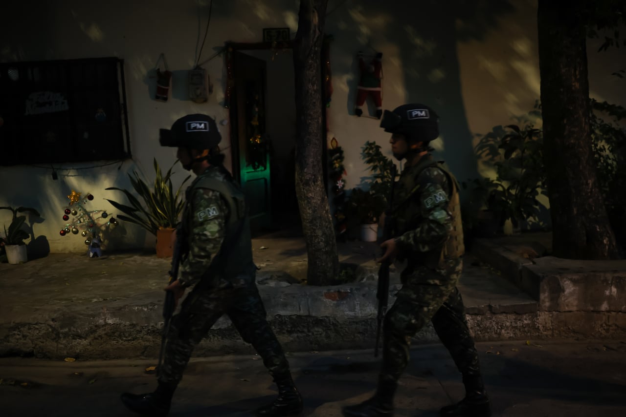 Dispositivo de seguridad Ejército Nacional, en el puente internacional Francisco de Paula Santander, en Cúcuta Norte de Santander.