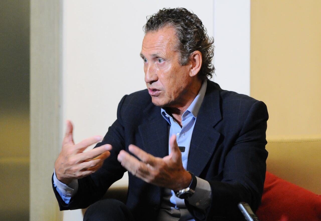 Deporte: Entrevista a Jorge Valdano, ex jugador de la selección de futbol de Argentina.
