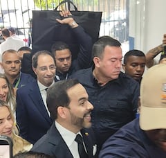 Abelardo de la Espriella y José Manuel Restrepo en Cali.