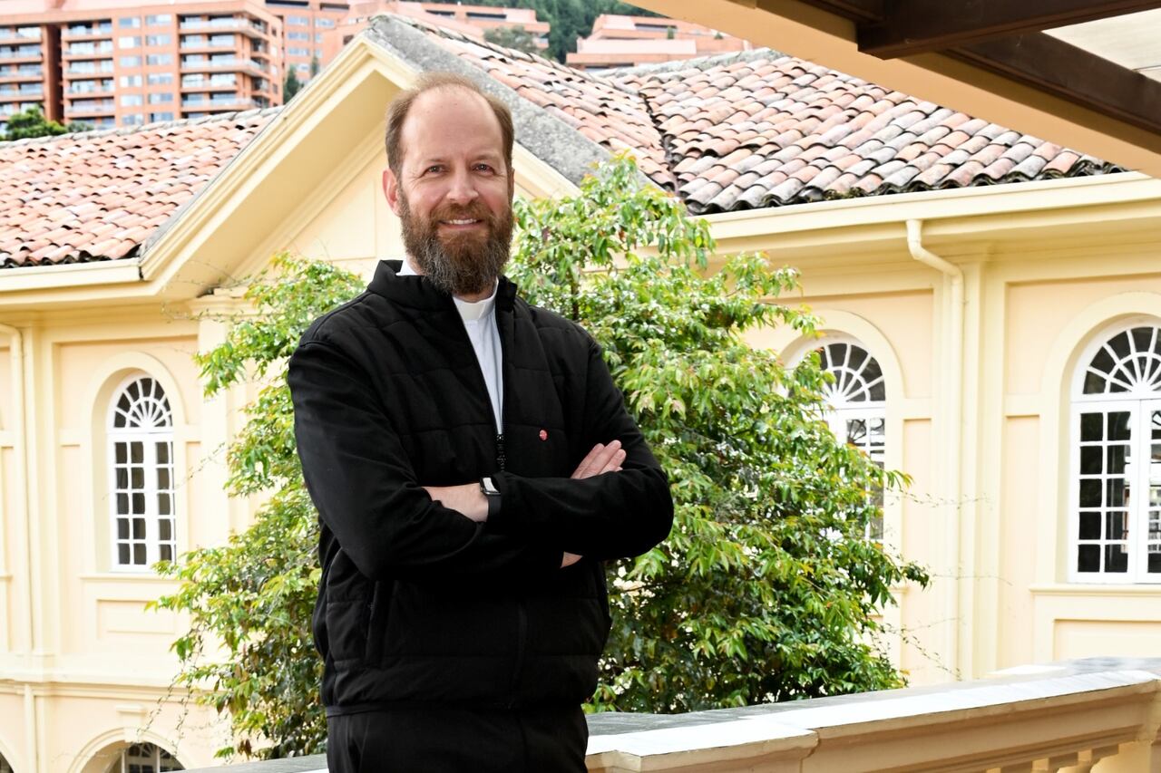 El padre Astolfo Moreno, director del pódcast Laudes con la Gospa, un espacio de oración y reflexión seguido por miles de jóvenes.