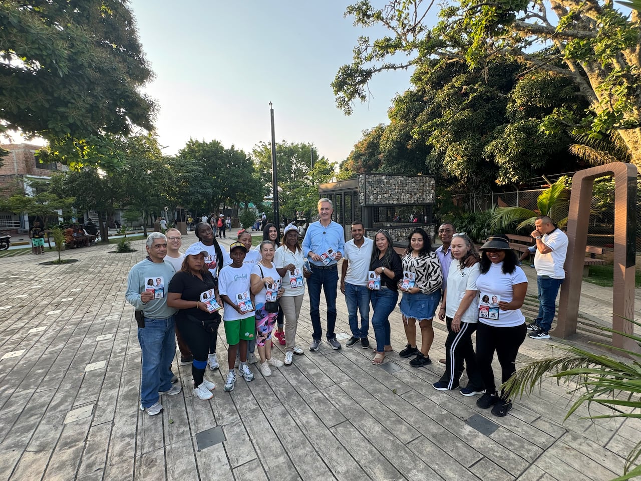 Christian Garcés durante una actividad con ciudadanos.
