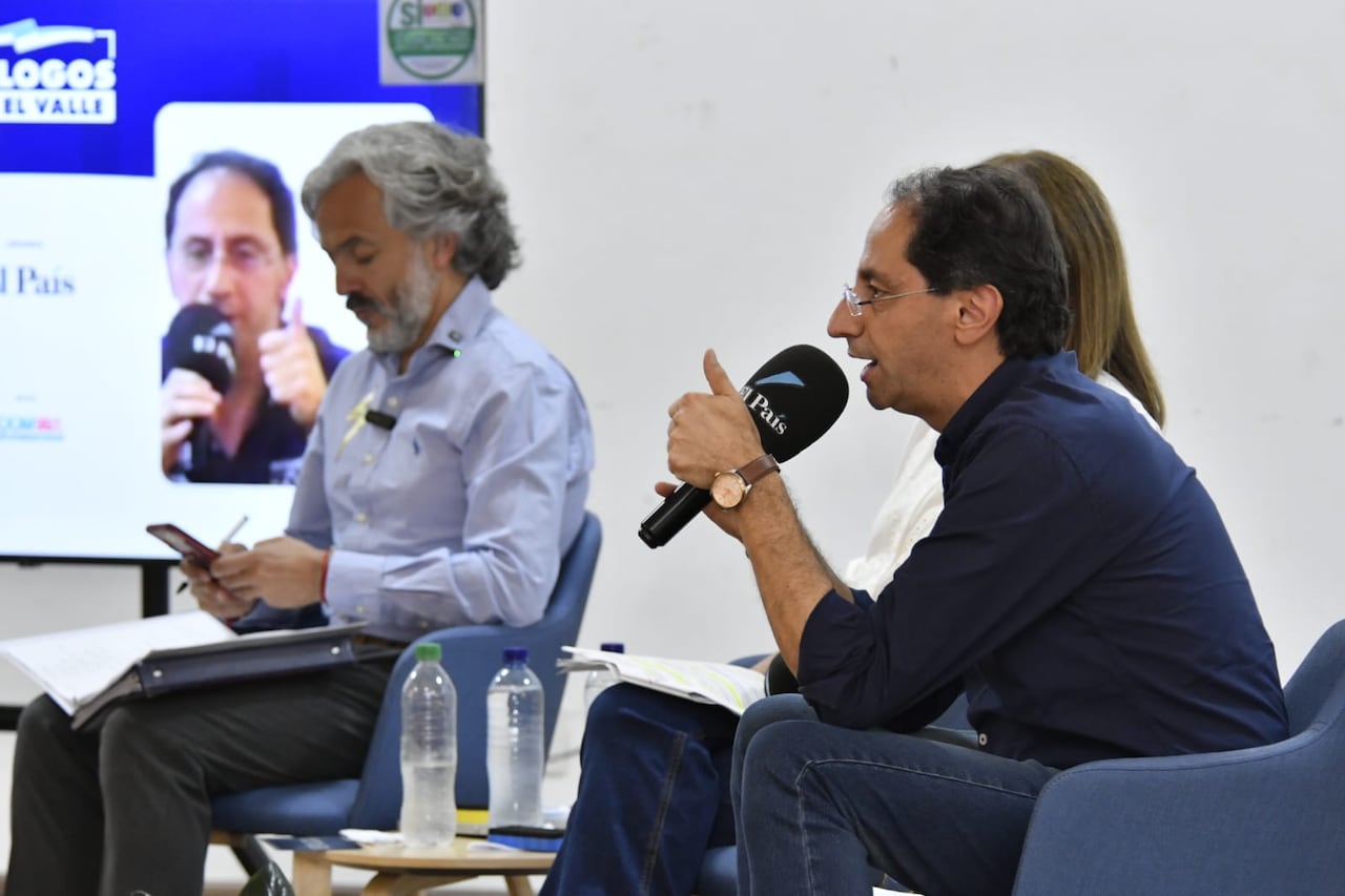 Tras relatar testimonios de jóvenes víctimas de la violencia en Nariño, el aspirante defendió el regreso de la fumigación aérea.