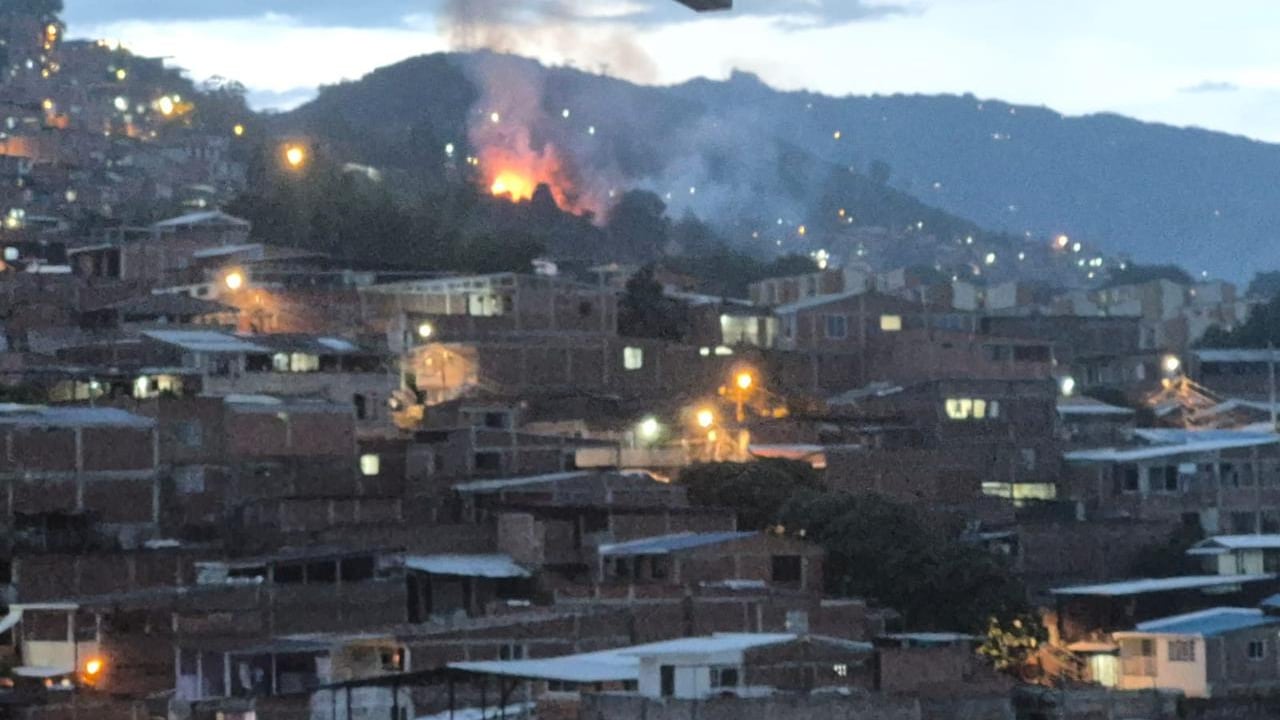 Incendio en el suroeste de Cali.