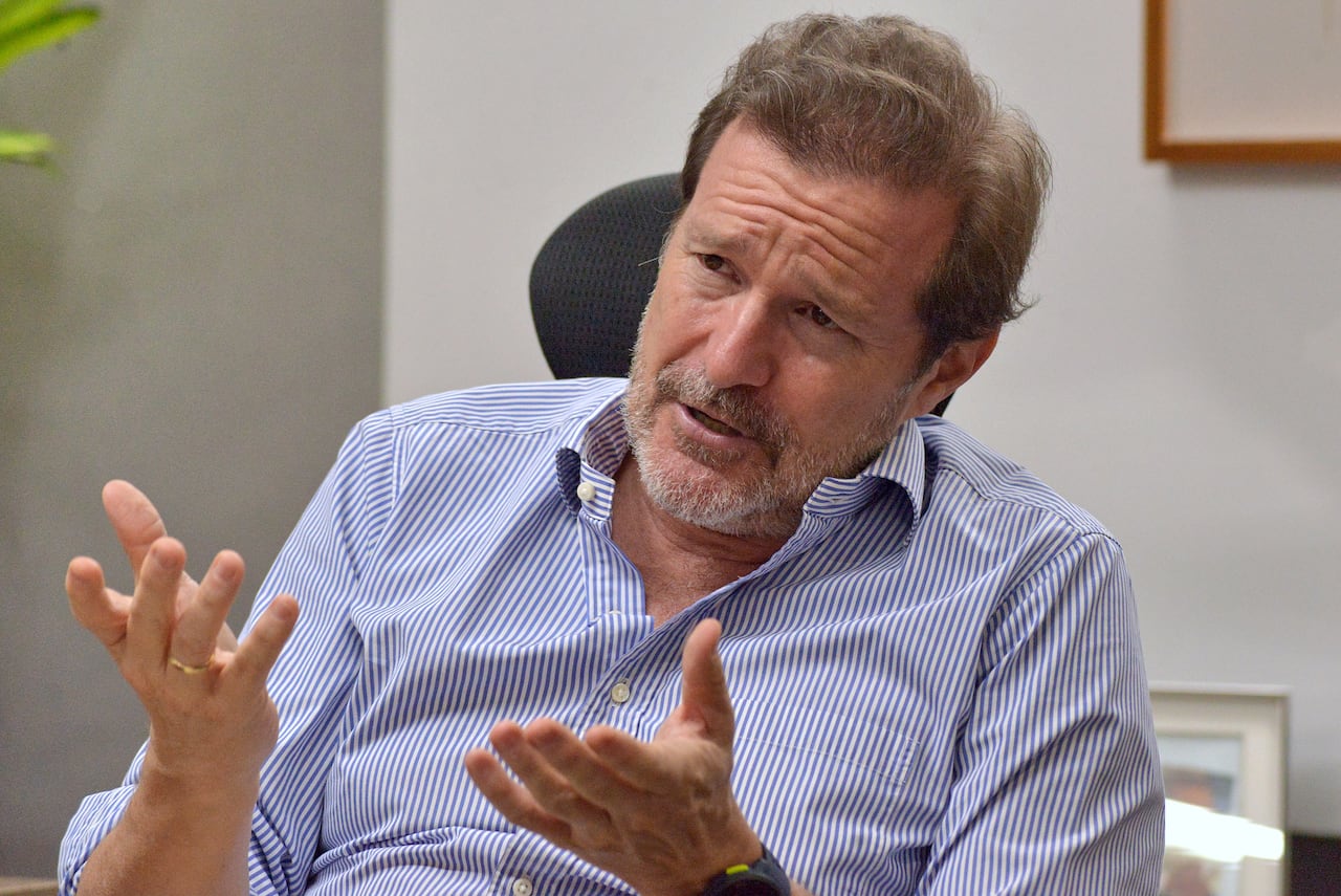 No usar tema de Domingo, Entrevista Esteban Piedrahíta Rector ICESI.