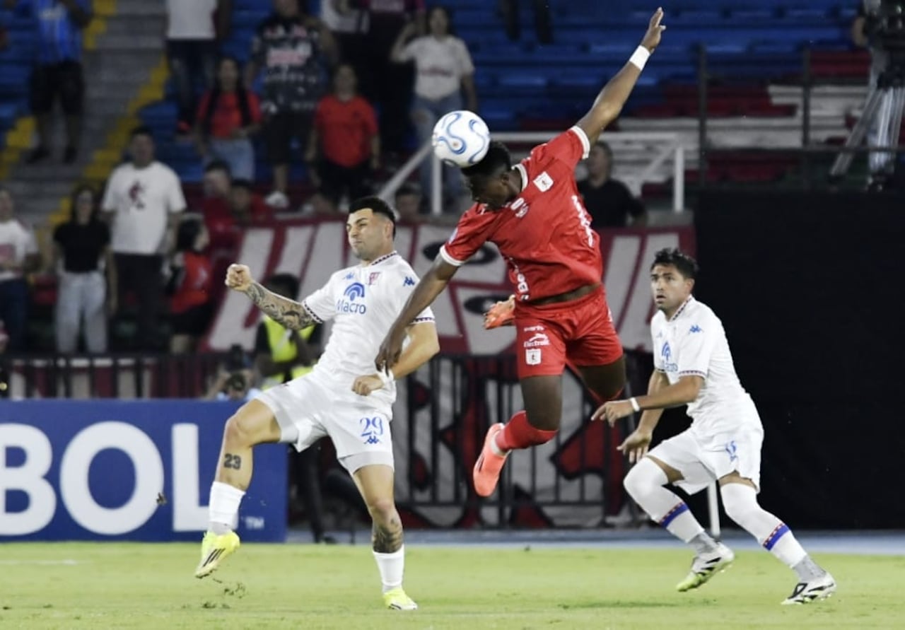 Imagen del partido entre América de Cali y Tigre por la fecha 5 del Grupo A de la Copa Sudamericana 2026.