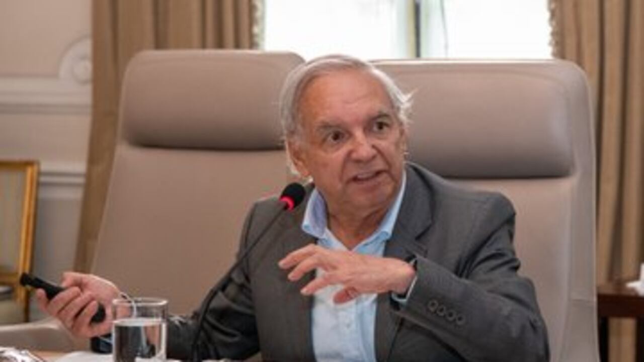 Ricardo Bonilla ministro de Hacienda