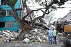 Demolición del Edificio María Mercedes en el barrio Cuarto de Legua.