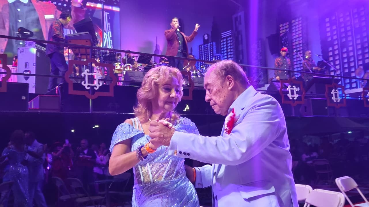 Melómanos y Coleccionistas vive una noche histórica dedicada al bolero, este domingo 28 de diciembre.