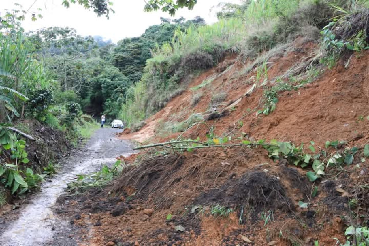 Las emergencias comenzaron el pasado finde semana por las fuertes lluvias que se presentan aún en esta parte del suroccidente del Cauca.