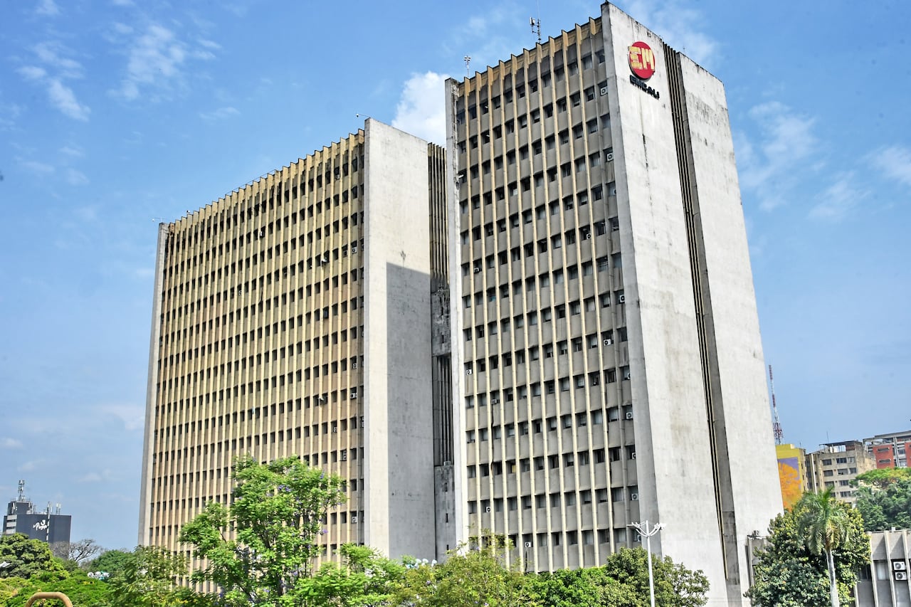Torre EMCALI. foto Wirman Ríos