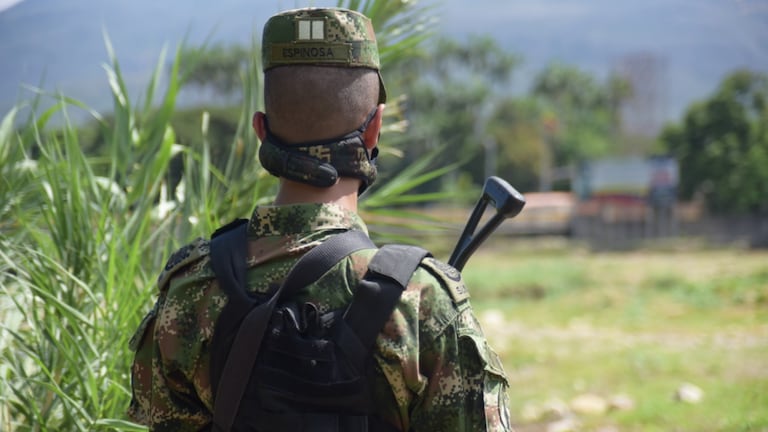 Más de 200 uniformados se encargarán de custodiar las trochas entre Colombia y Venezuela.