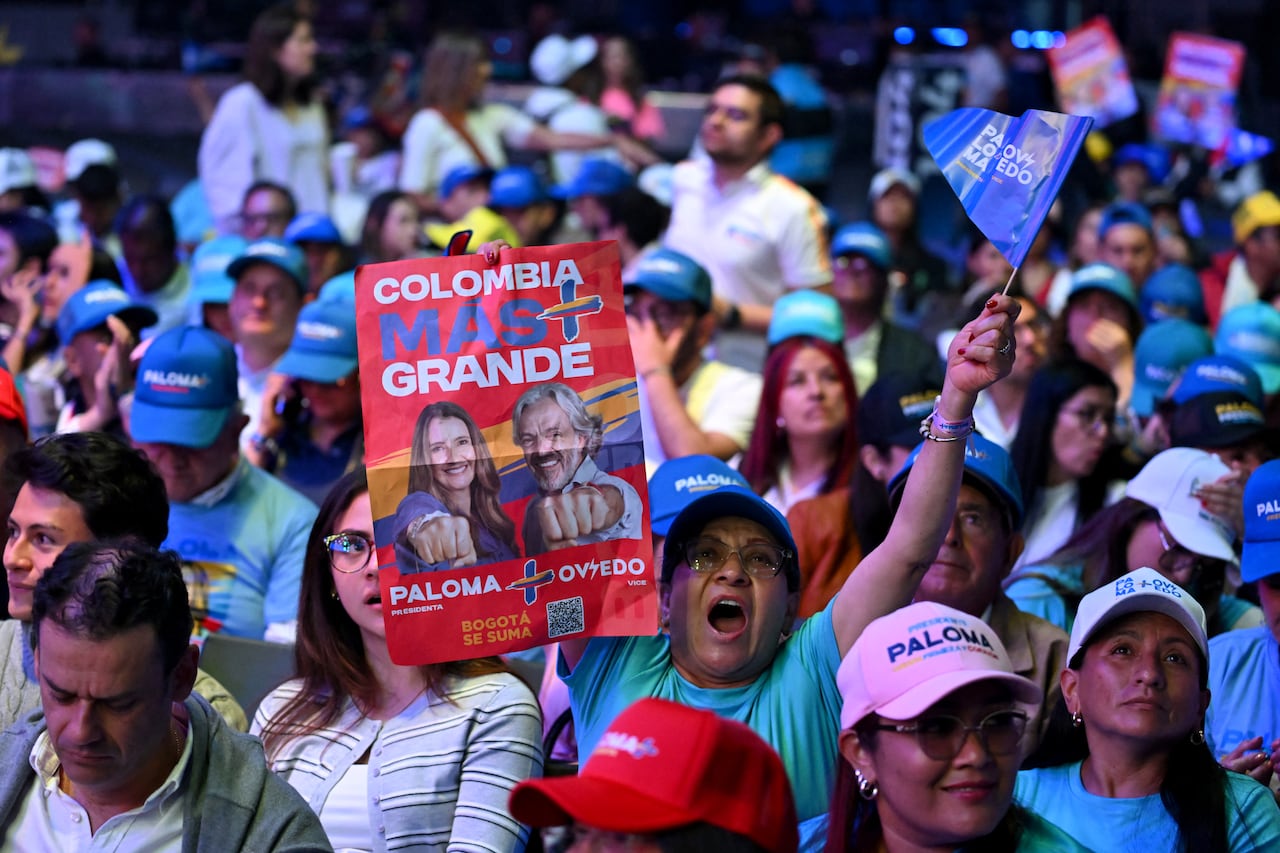 Pese a ser la elegida por Álvaro Uribe en representación de su partido, Paloma Valencia ha visto cómo su campaña pierde vuelo y apoyos.