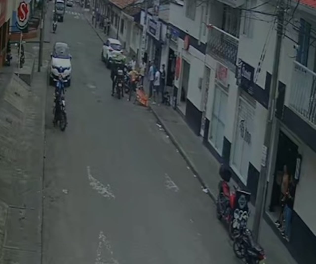 La rápida reacción de uniformados de la Policía Metropolitana de Popayán permitió frustrar la huida y detener a uno de los implicados en el hurto.