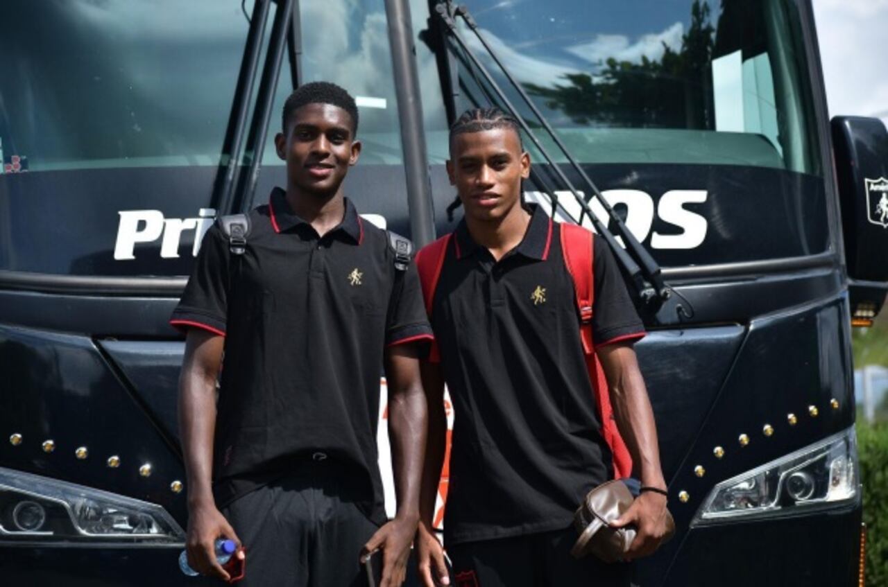 Juan David Aponzá (izq.) y Juan Camilo Quiñones (der.).