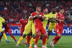 Imagen del partido entre América de Cali y Atlético Bucaramanga por los playoffs de la Copa Sudamericana 2026.