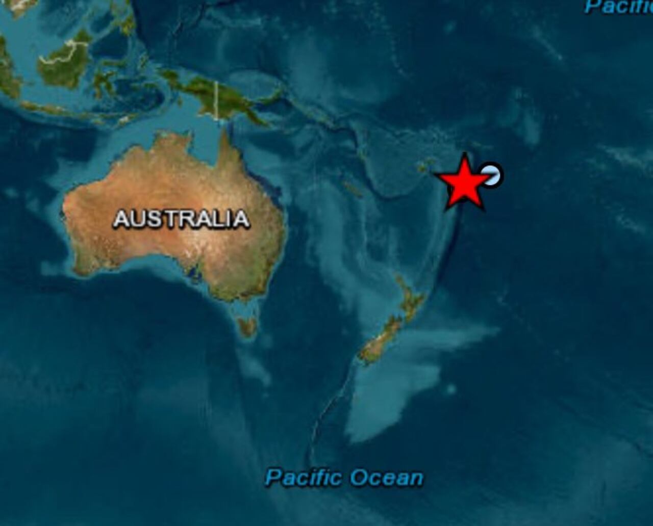 El terremoto, ocurrido a una profundidad de solo seis millas, es considerablemente superficial, aumentando así la posibilidad de generación de un tsunami significativo.