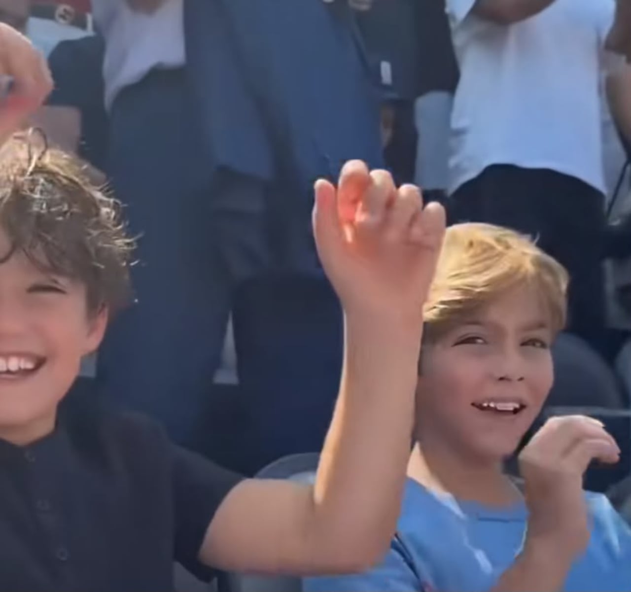 Sasha y Piqué en el concierto de Shakira.