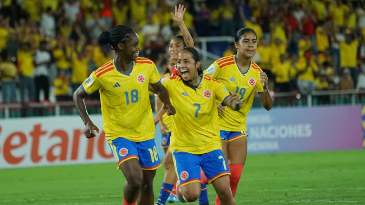 Imagen del partido entre Colombia y Chile por la fecha 6 de la Liga de Naciones Femenina.