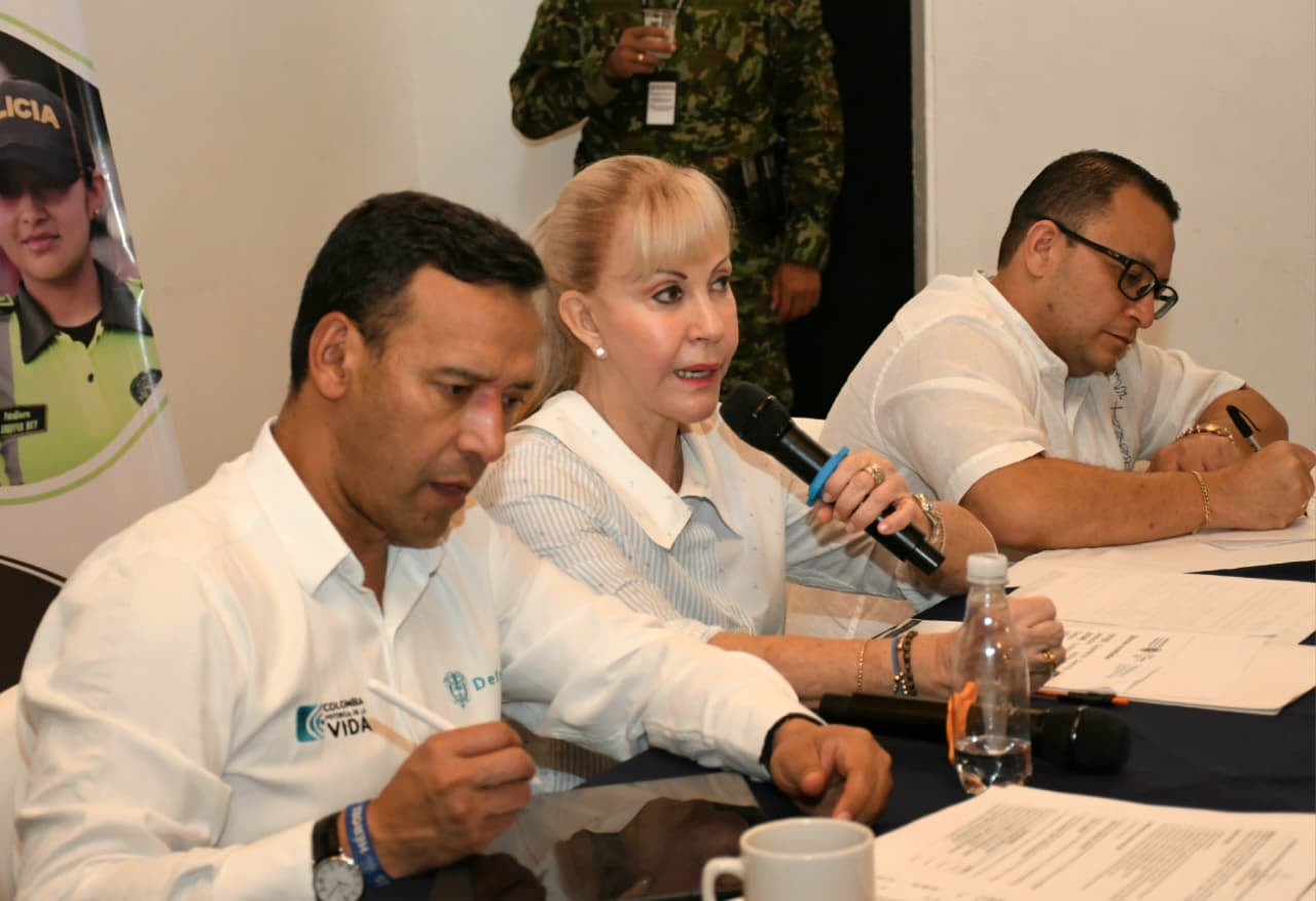 El Gobierno anunció en Cartago una estrategia integral que incluye más tecnología, inteligencia especializada, prevención del reclutamiento y fortalecimiento policial para enfrentar la violencia en el Valle del Cauca.