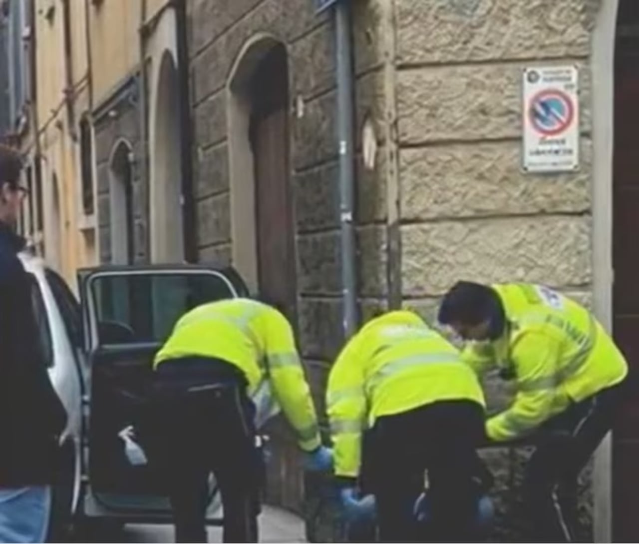 El ataque ocurrió el 30 de diciembre en una zona concurrida de Módena.