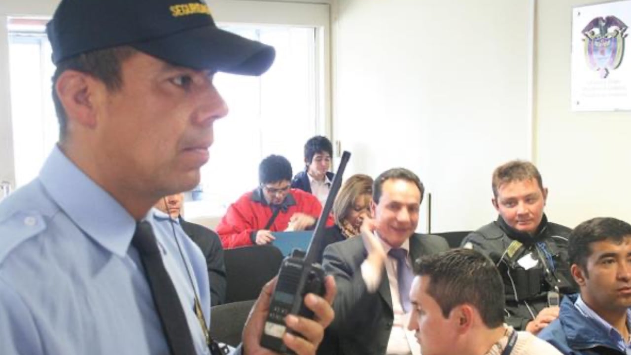 Vigilantes privados no pueden hacer requisas a ciudadanos