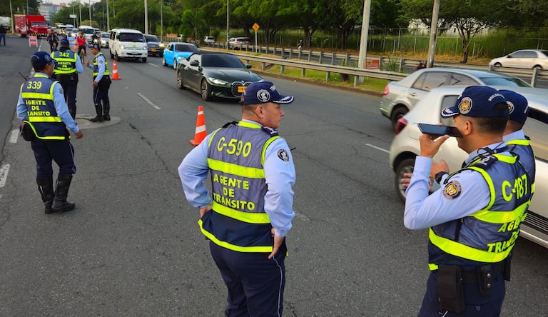 Operativos de control en el primer día del año con el nuevo pico y placa en Cali