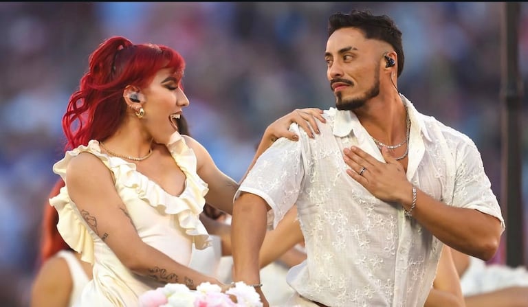 Joel Gómez fue uno de los artistas seleccionados para bailar en el Super Bowl 2026.