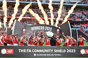 Arsenal alzó el primer trofeo disputado durante la campaña 2023/2024