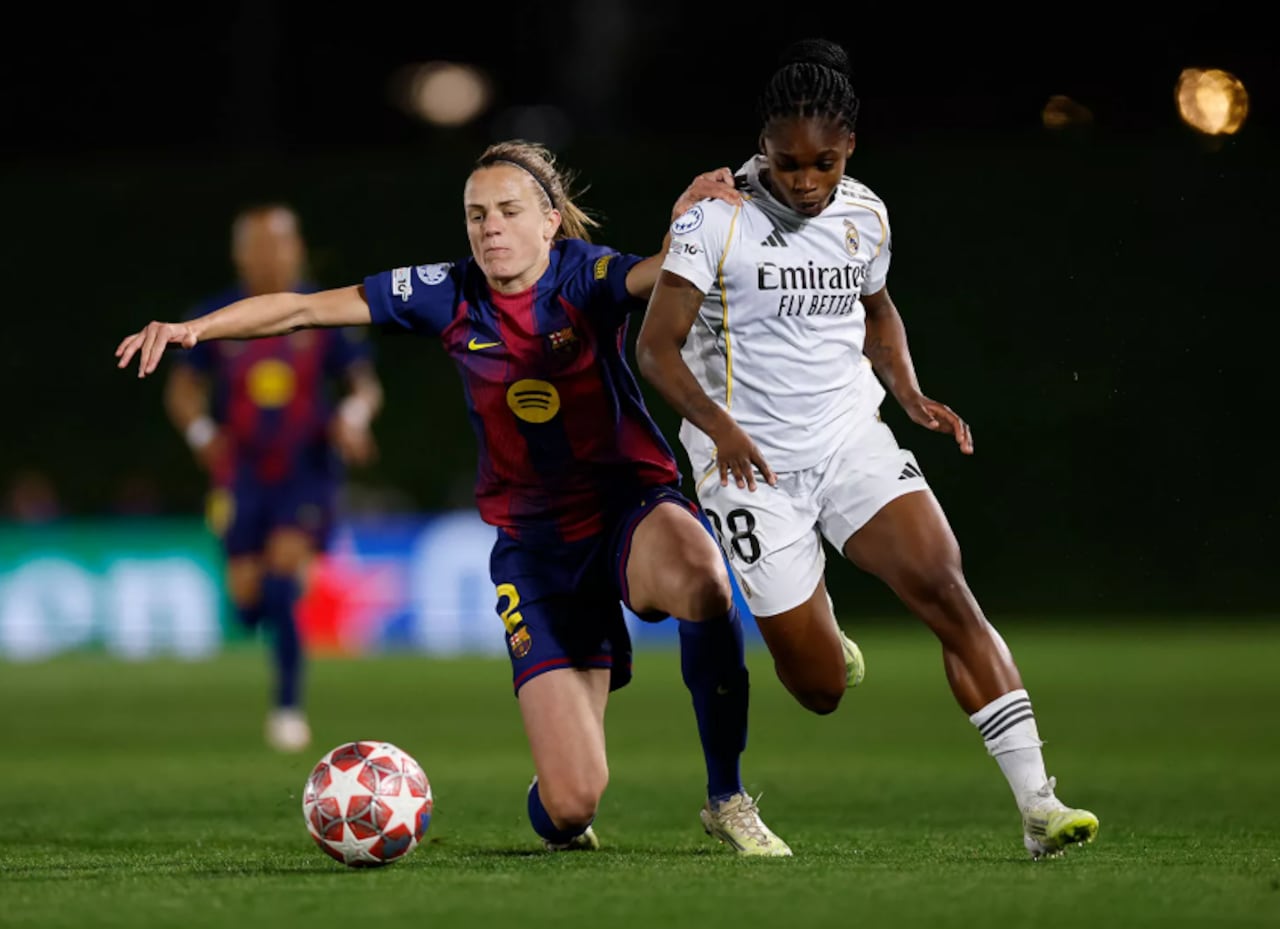 Linda Caicedo fue protagonista con dos goles en la derrota del Real Madrid frente al FC Barcelona.