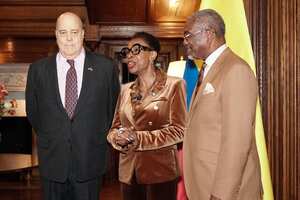 Embajador en los Estados Unidos, Daniel García Peña con la bancada afroamericana del Congreso